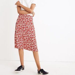 Side-Button Skirt in Full Bloom
